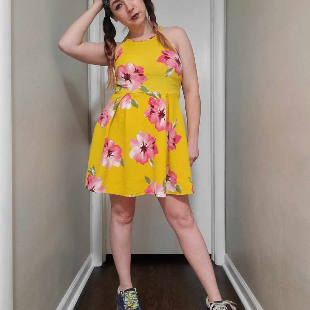 Gorgeous Summer Yellow Floral Dress